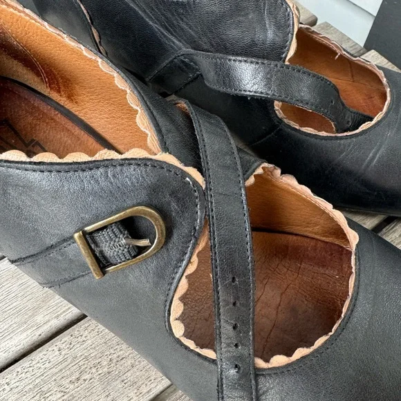Miz Mooz Francine leather Mary Jane shoe in black size 9 - Picture 3 of 7